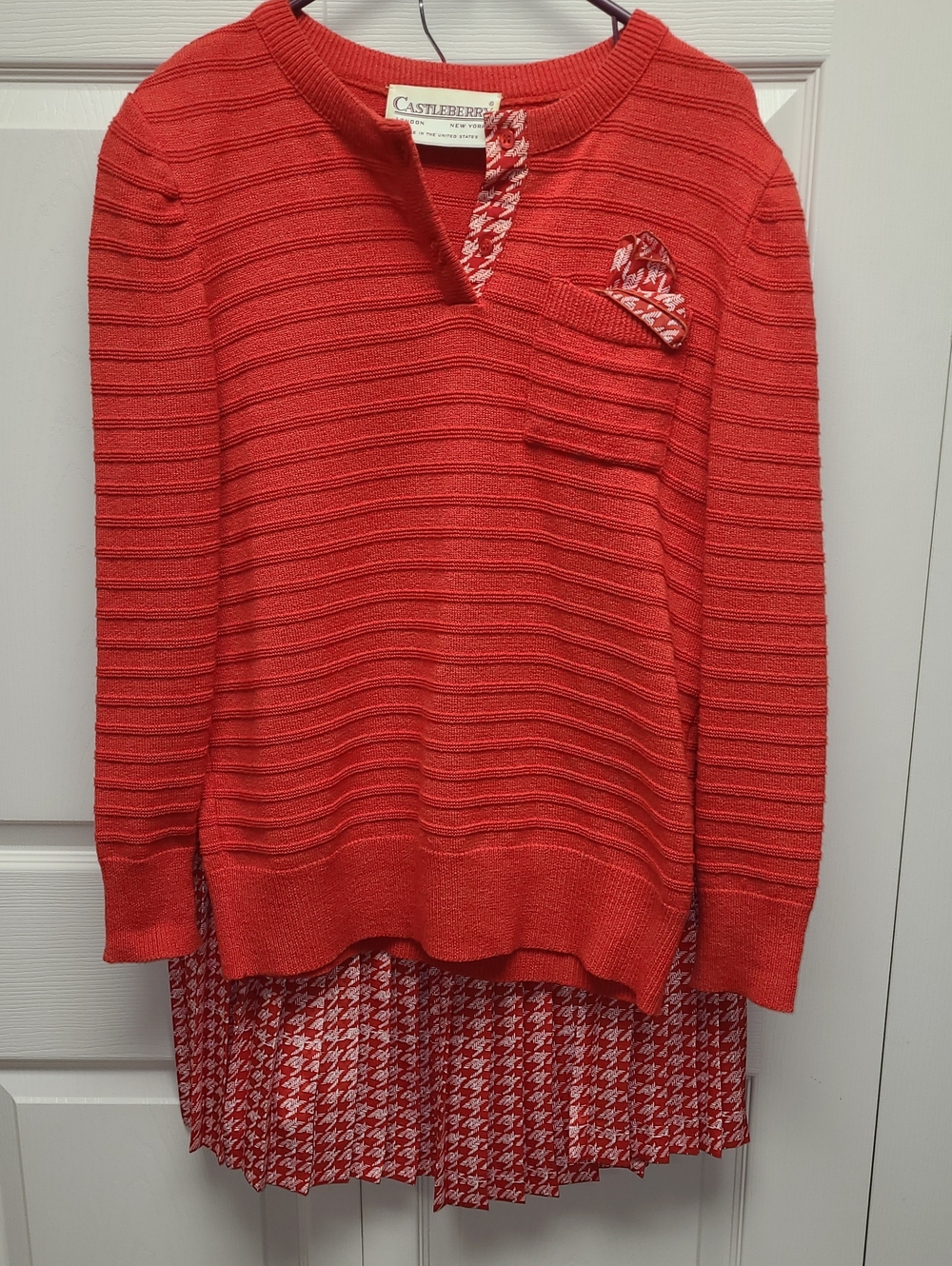 Vintage Castleberry Red  Ribbed Sweater & Houndstooth pleated skirt set / Outfit